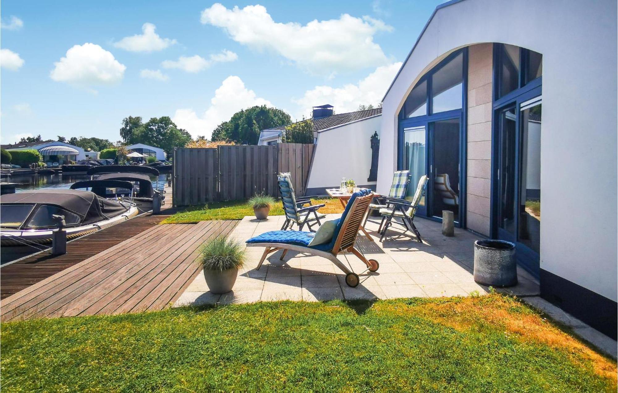2 Bedroom Gorgeous Home In Lemmer Exterior photo